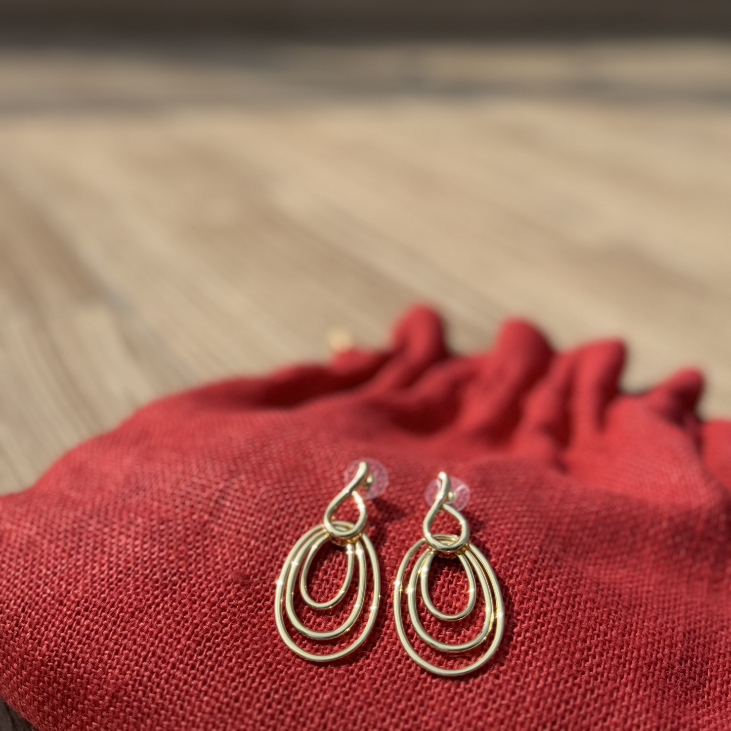 TRENDING CASCADING LOOP EARRINGS